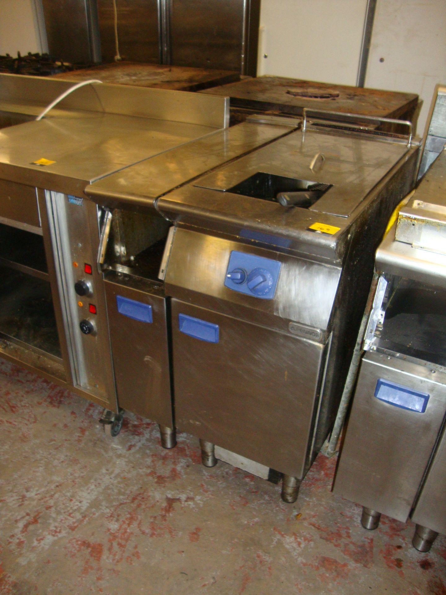 Alpenino8 stainless steel single deep fat fryer - Image 2 of 10