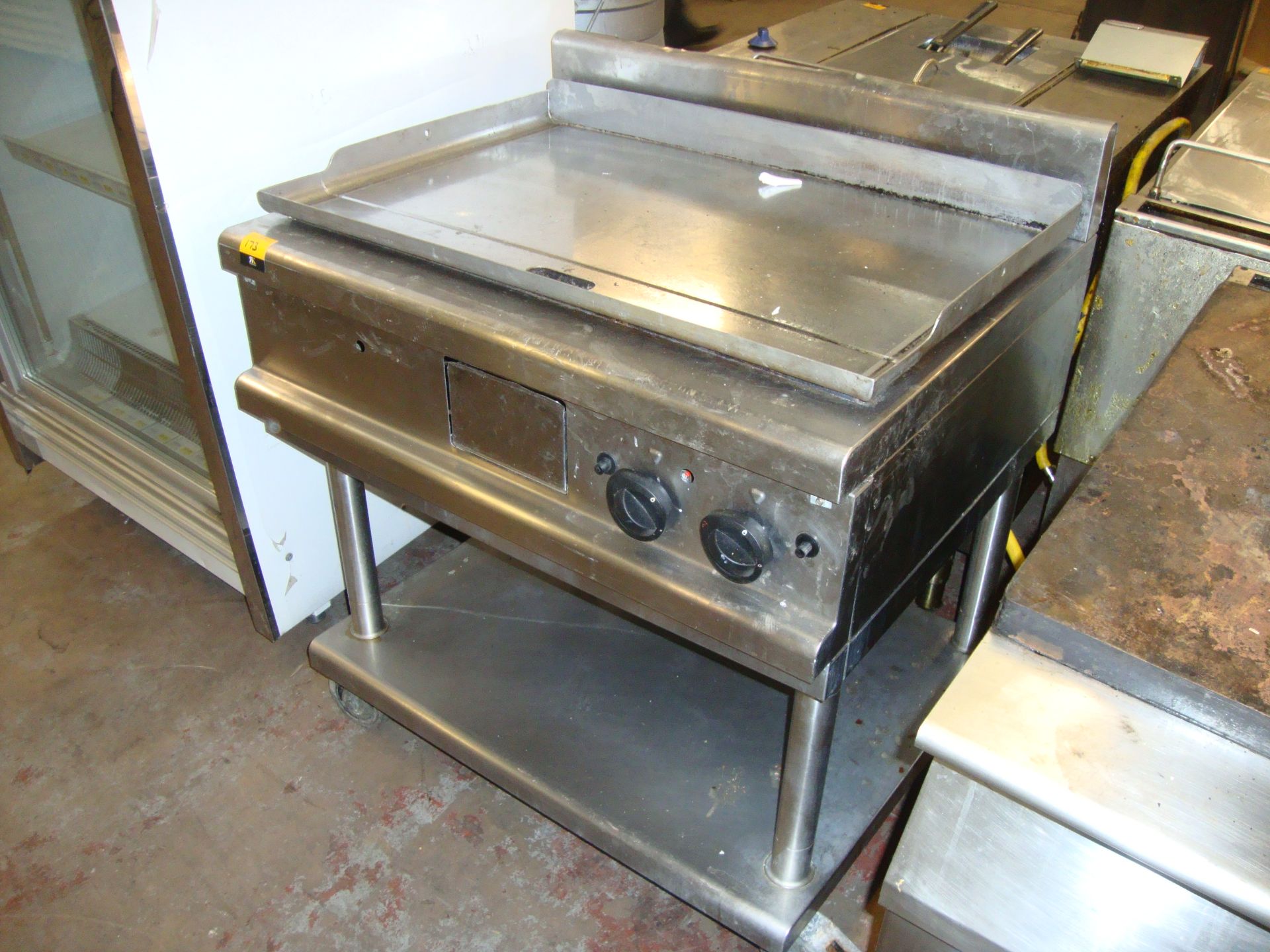 Stainless steel mobile griddle system - Image 3 of 4