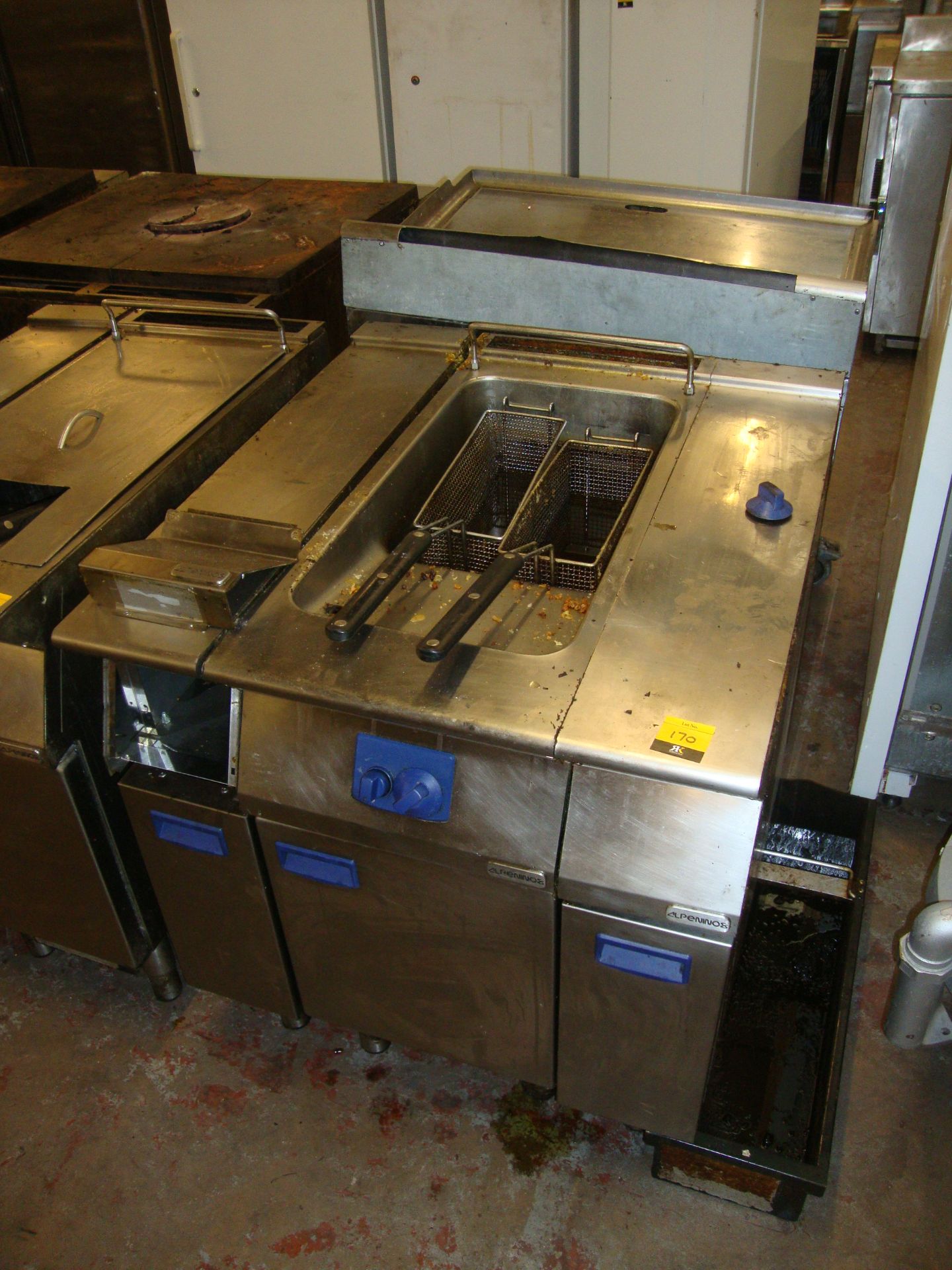 Alpenino8 stainless steel double deep fat fryer - Image 4 of 6