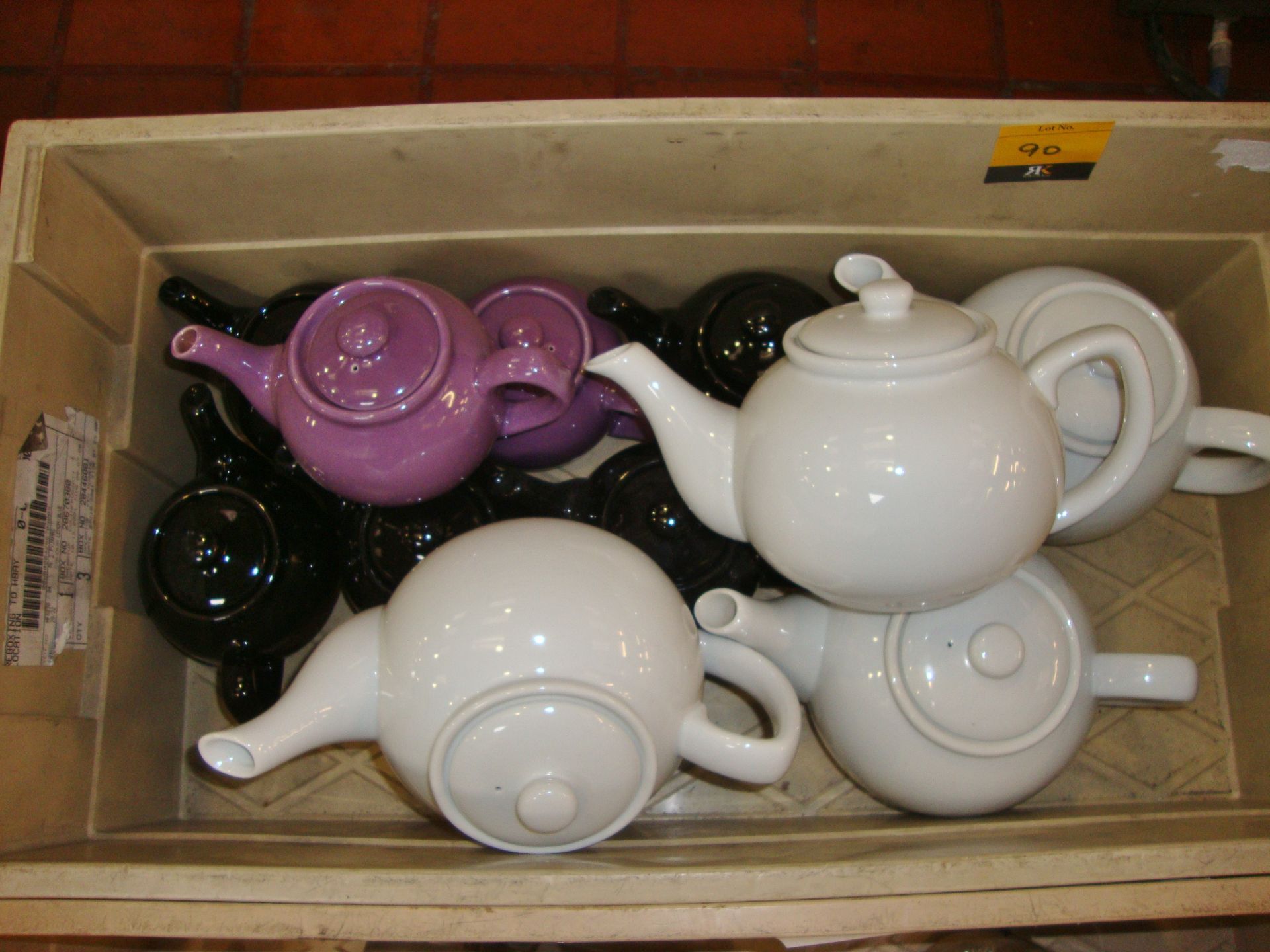 Quantity of teapots - Image 2 of 2