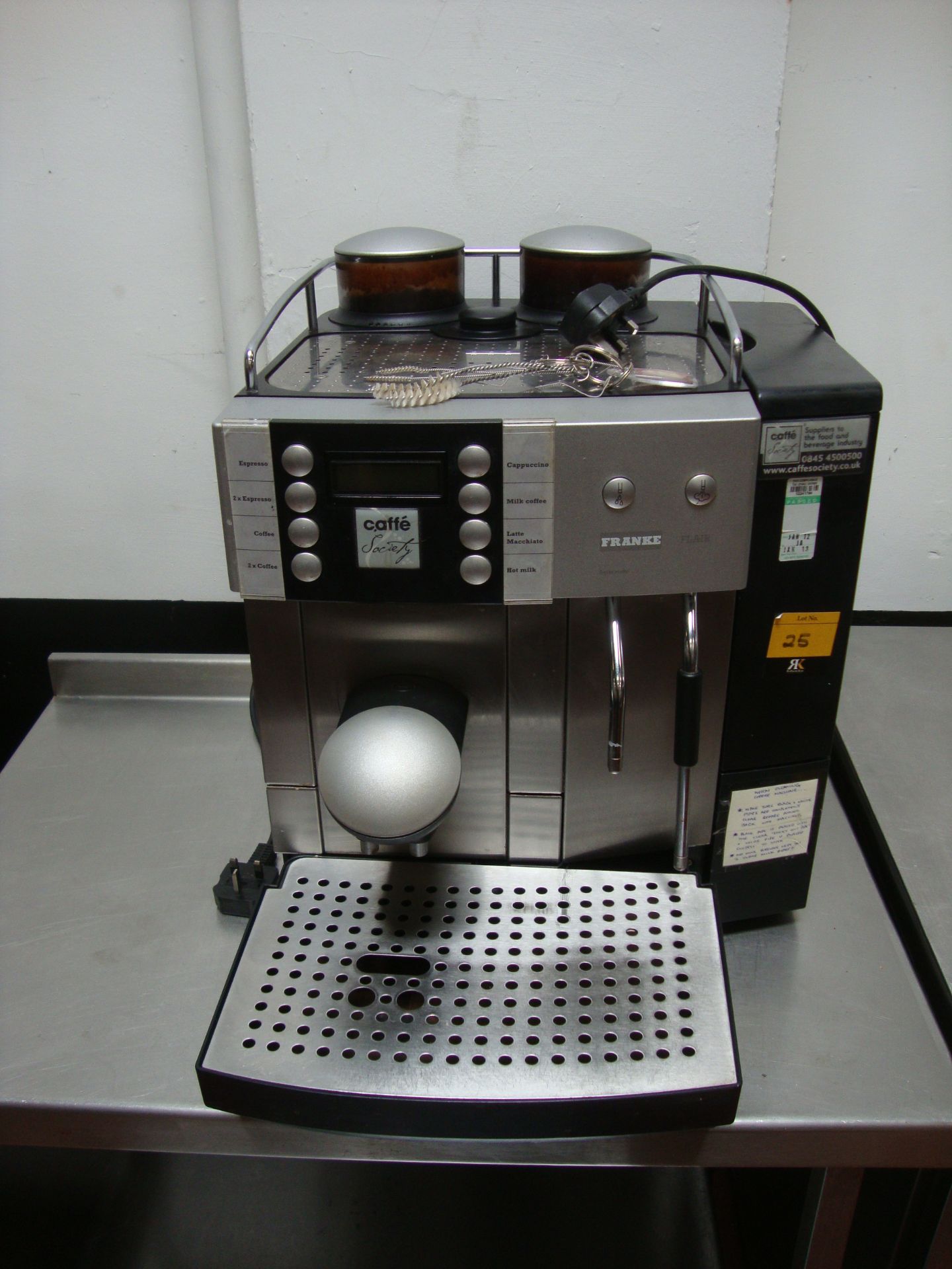 Franke commercial bean to cup coffee machine with twin coffee bean compartments, cup warming system, - Image 3 of 5