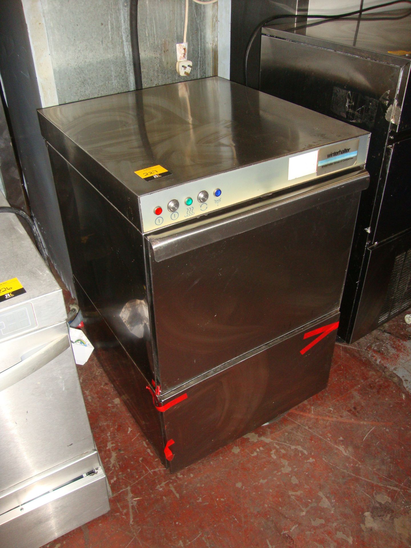 Winterhalter E308-V1 counter height stainless steel glass washer/dishwasher - all faults