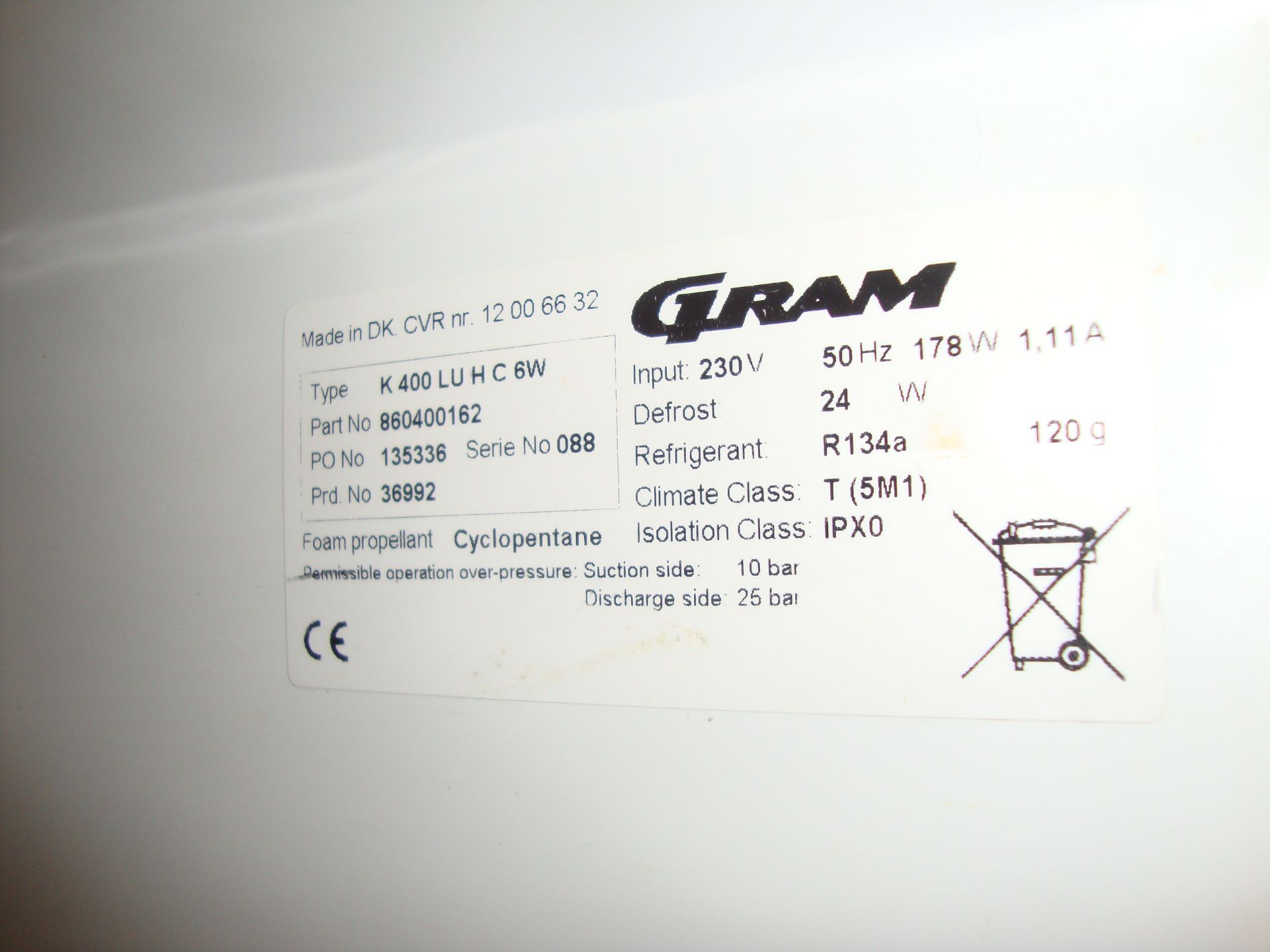 Gram K400 LUHC6W mobile tall fridge - Image 2 of 3