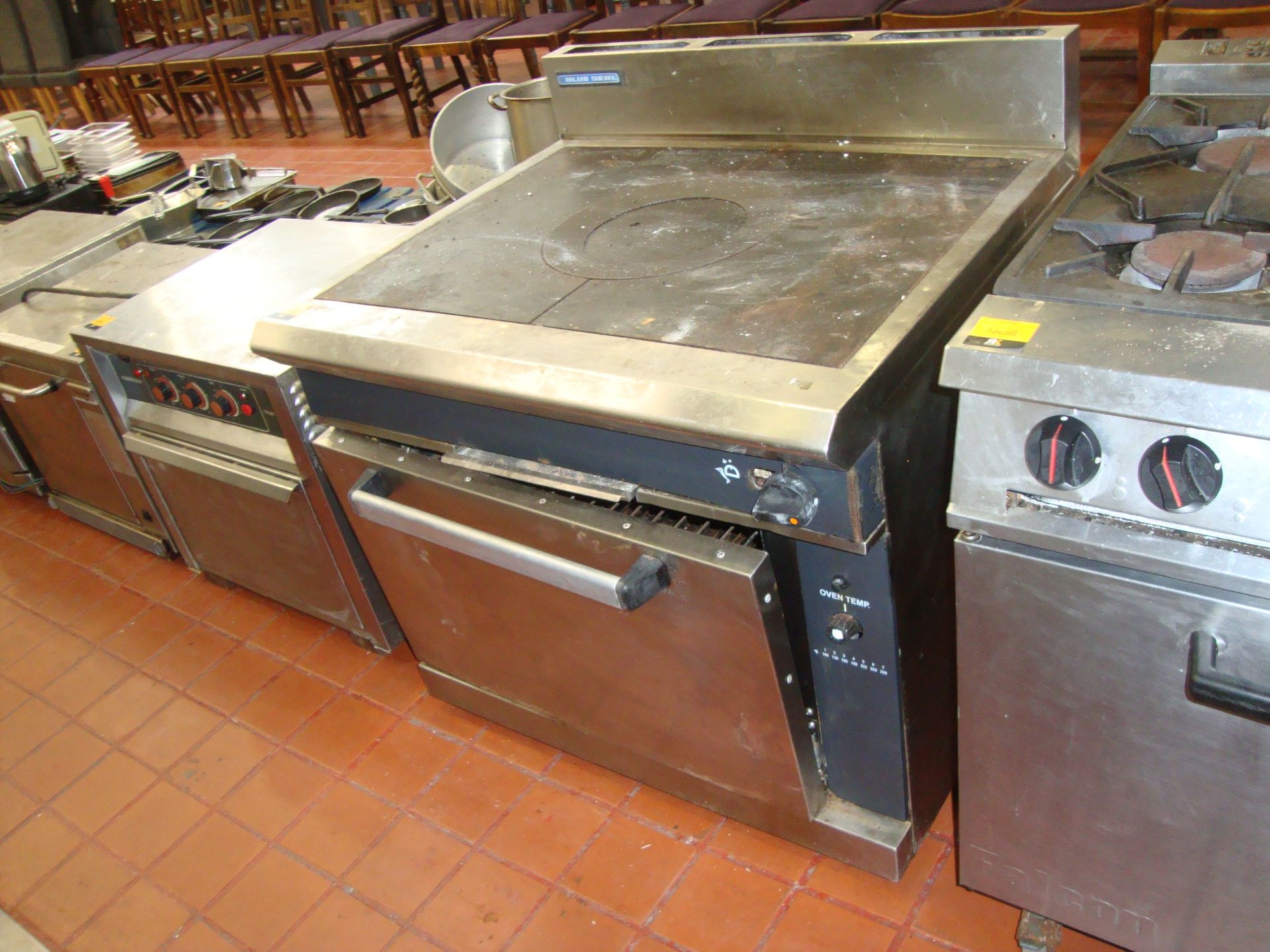 Blue Seal large oven with large single burner - Image 3 of 6