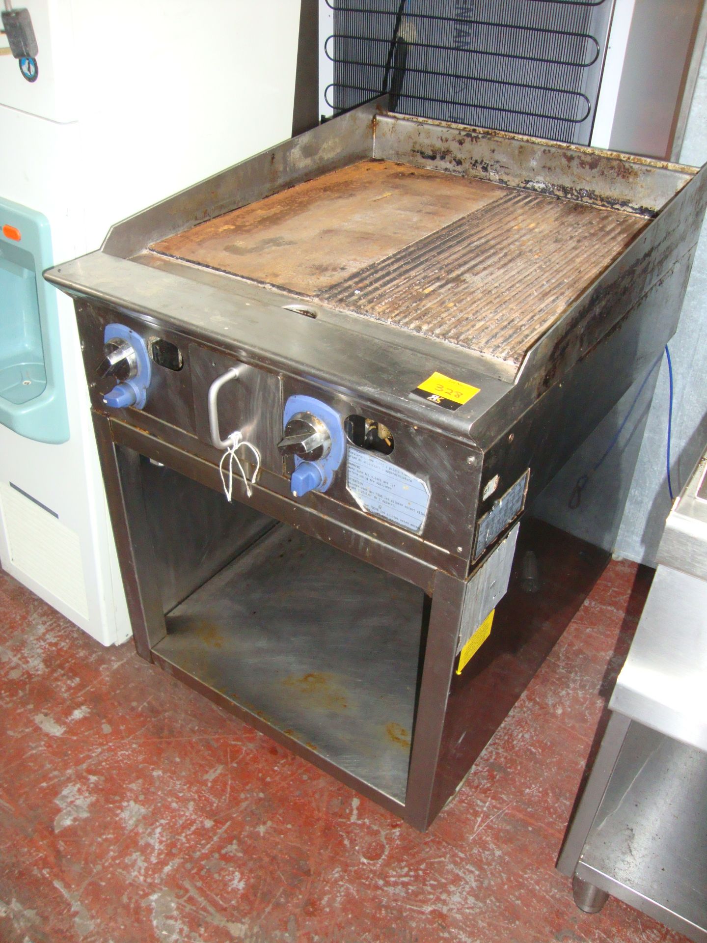 2013 Electrolux large stainless steel floor standing griddle unit model ARG24FRCEPIMPORTANT: