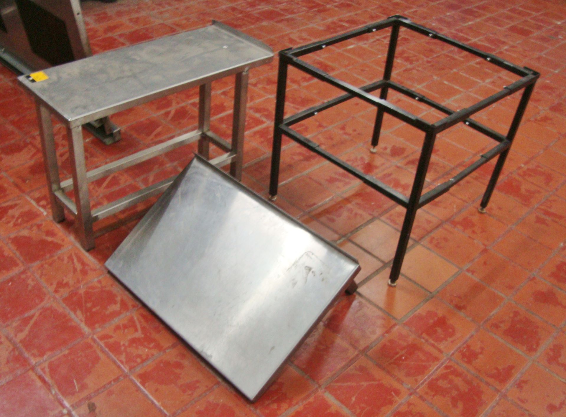 3 off assorted small metal tables and frames, one of which appears to be a freestanding table, the - Image 2 of 2