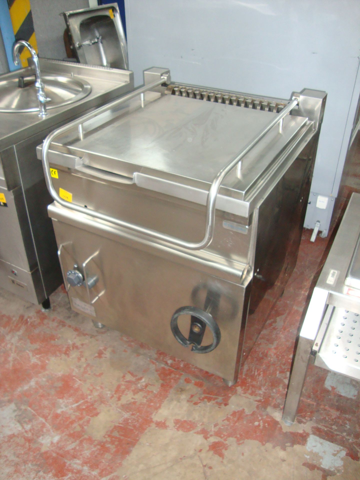 Electrolux large stainless steel bratt panIMPORTANT: Please remember goods successfully bid upon