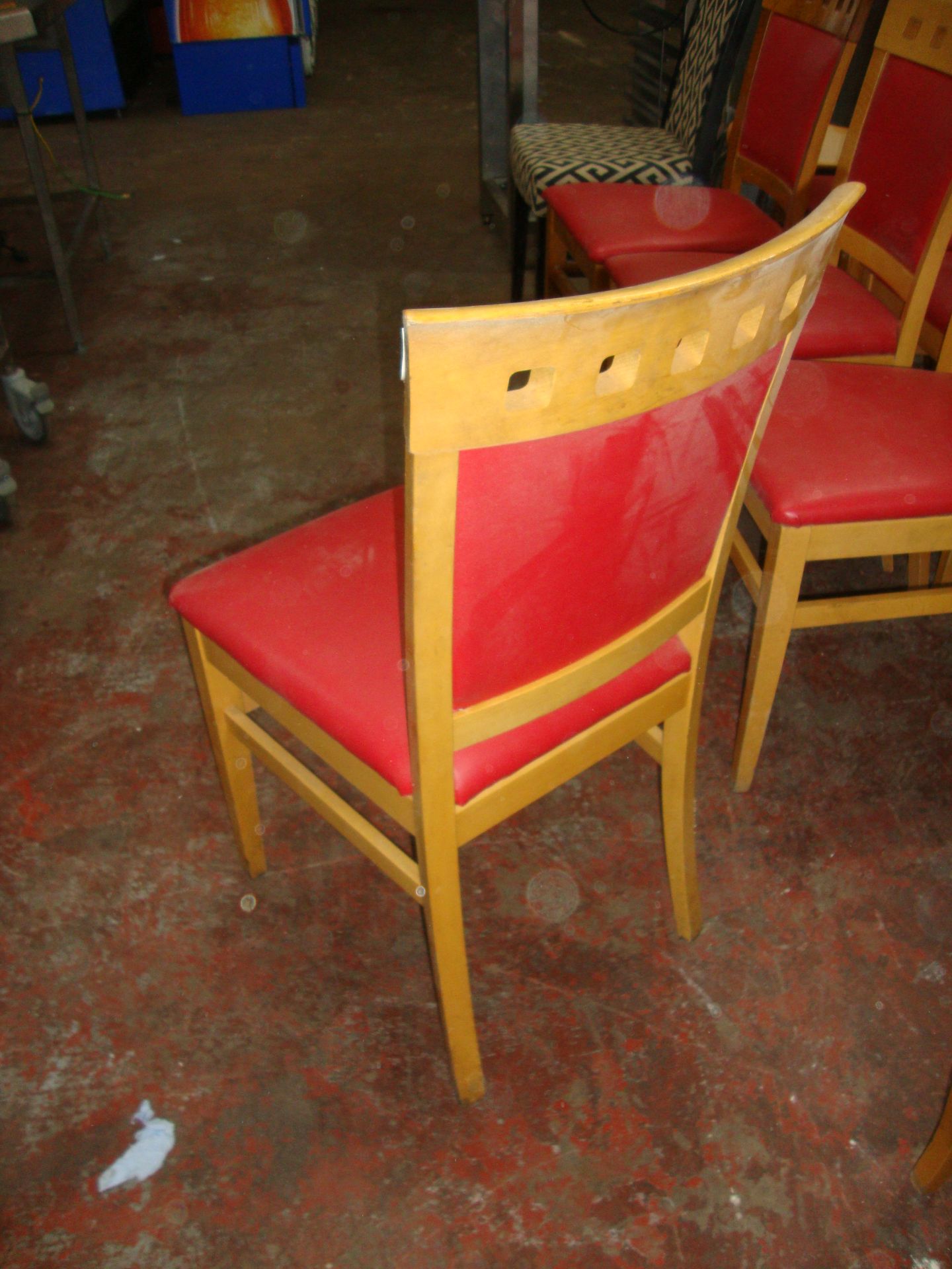 8 off wooden dining chairs with red upholstery NB. Lots 358 - 361 consist of different quantities of - Image 3 of 4