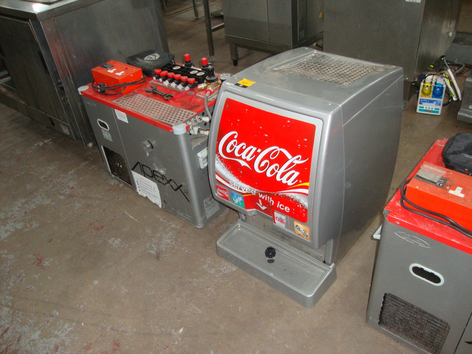 Post mix soft drink dispensing system comprising counter top dispenser and Apex 2 chilling/