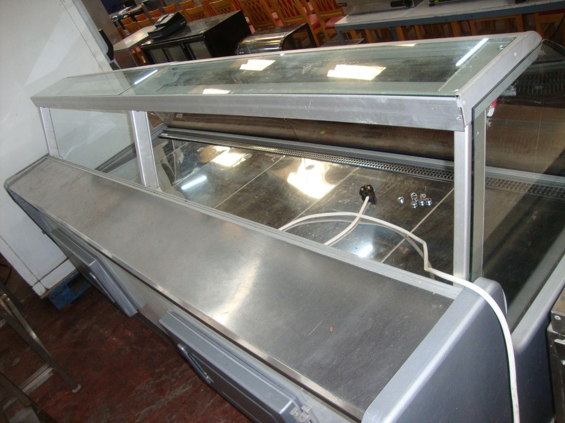 Large stainless steel and curved glass front display fridgeIMPORTANT: Please remember goods - Image 8 of 9