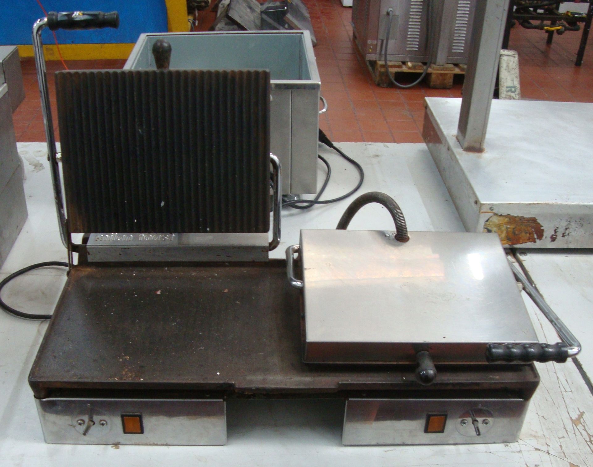 Milan Toast bench top twin commercial panini maker IMPORTANT: Please remember goods successfully bid - Image 2 of 3