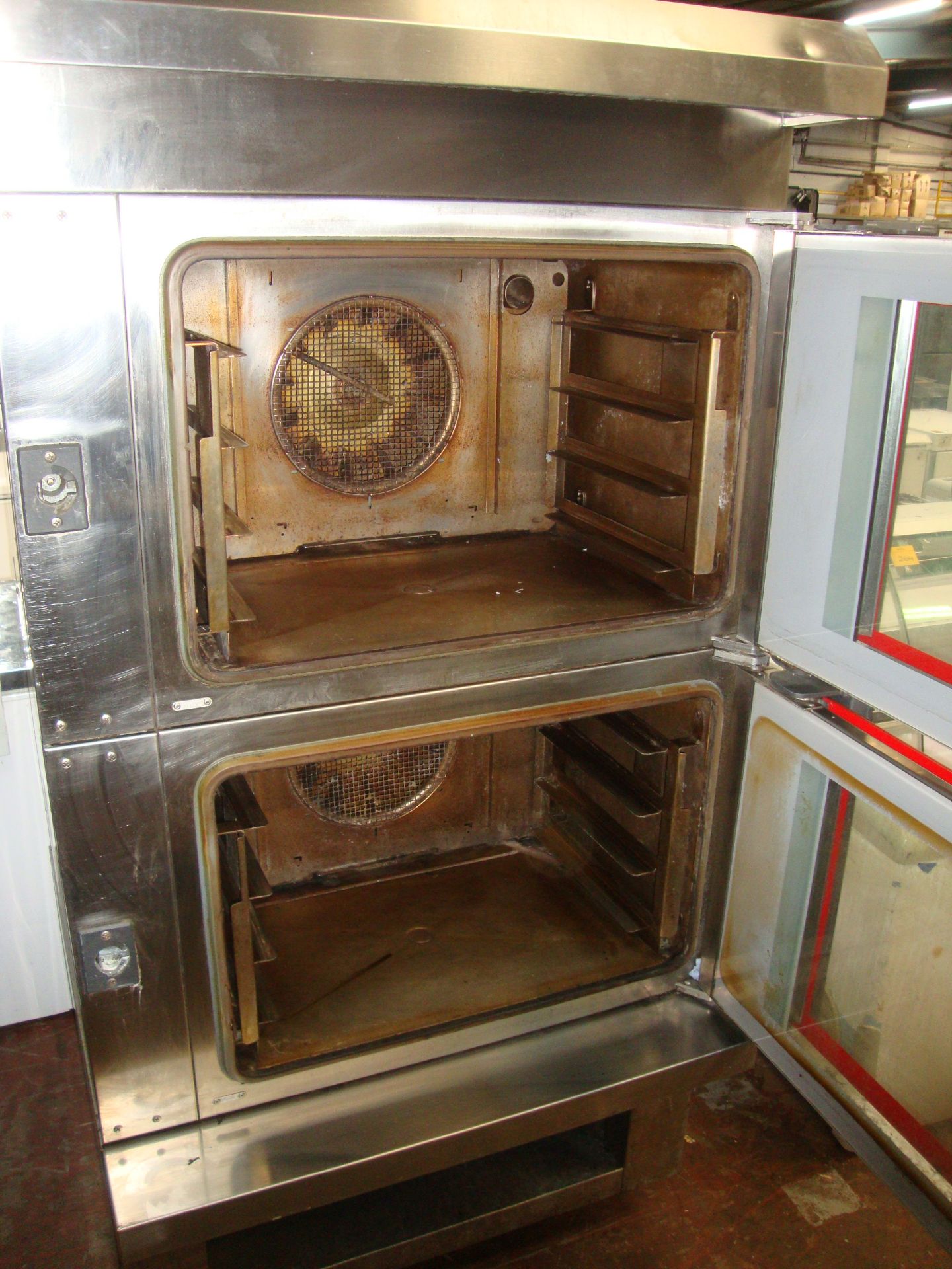 Tom Chandley Wiesheu floor standing double oven arrangement model TC4CIMPORTANT: Please remember - Image 3 of 5