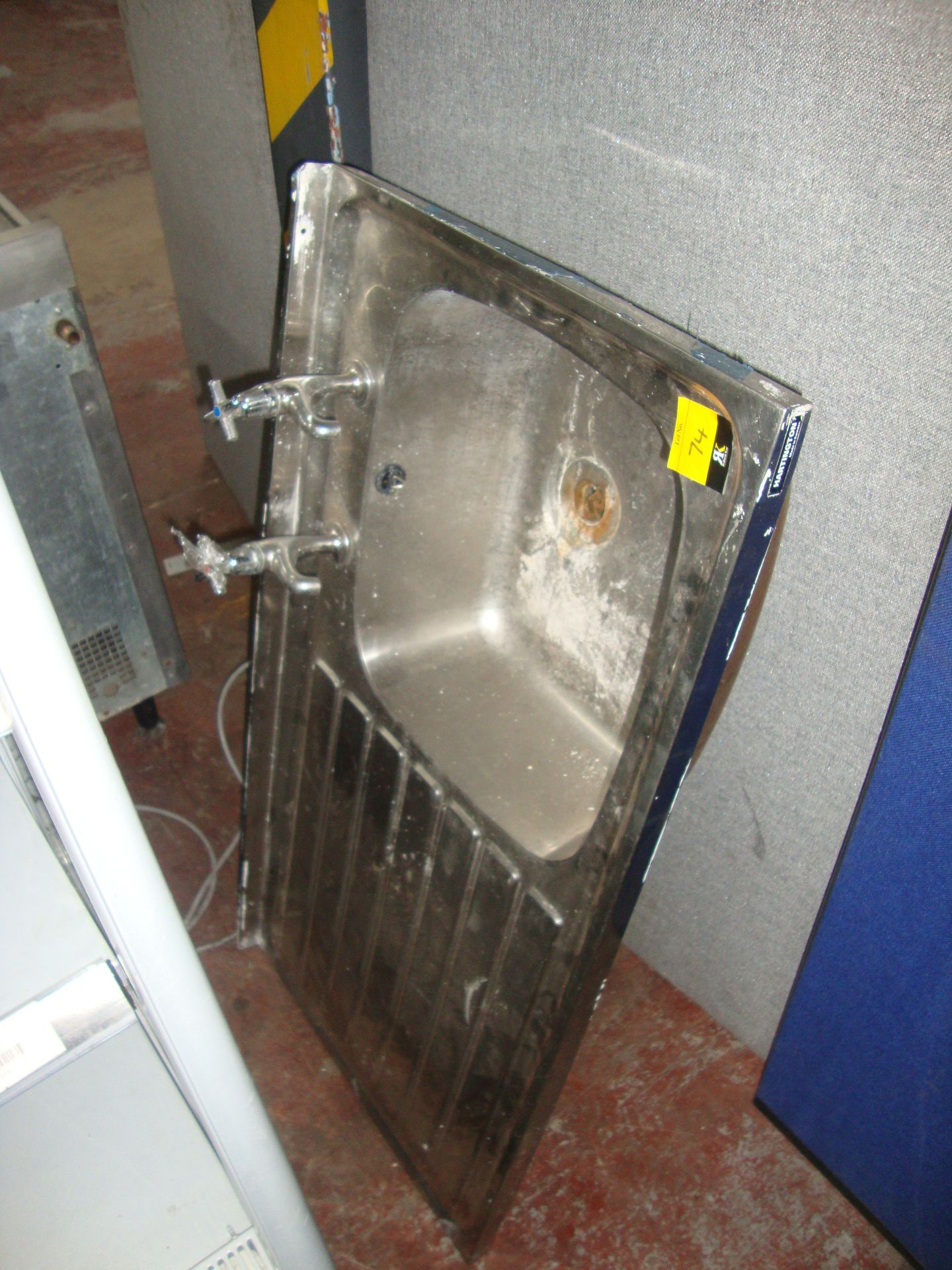 Stainless steel single bowl sink incorporating drainerIMPORTANT: Please remember goods