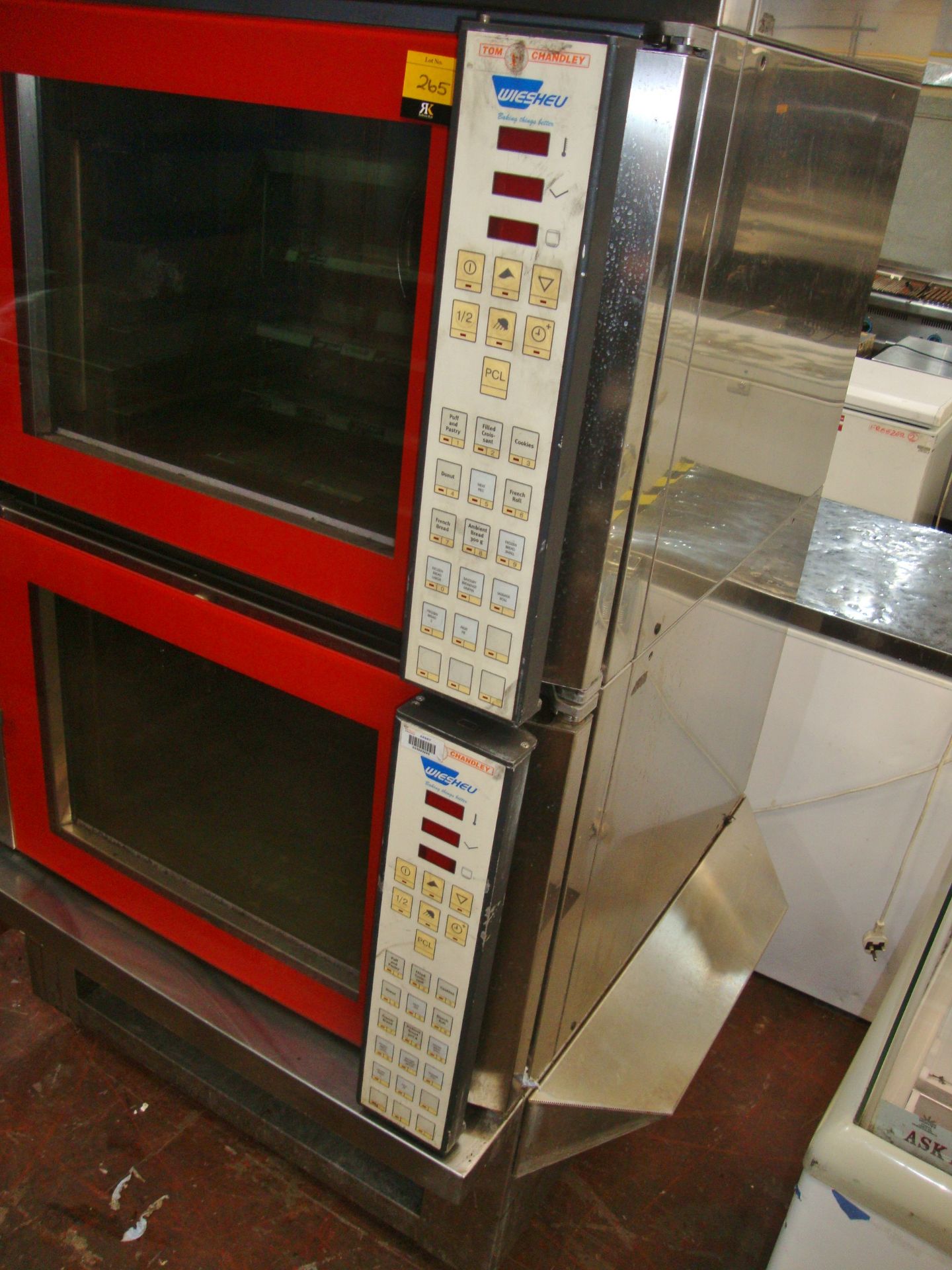 Tom Chandley Wiesheu floor standing double oven arrangement model TC4CIMPORTANT: Please remember - Image 2 of 5