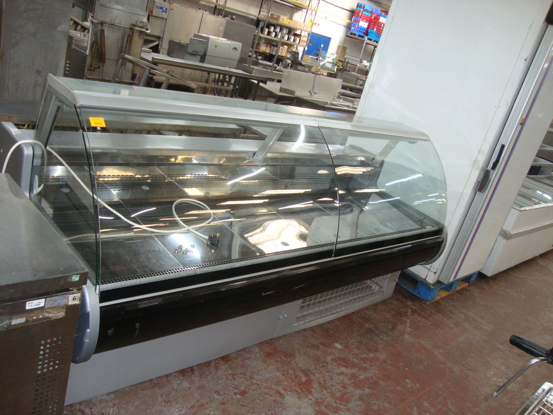 Large stainless steel and curved glass front display fridgeIMPORTANT: Please remember goods - Image 9 of 9