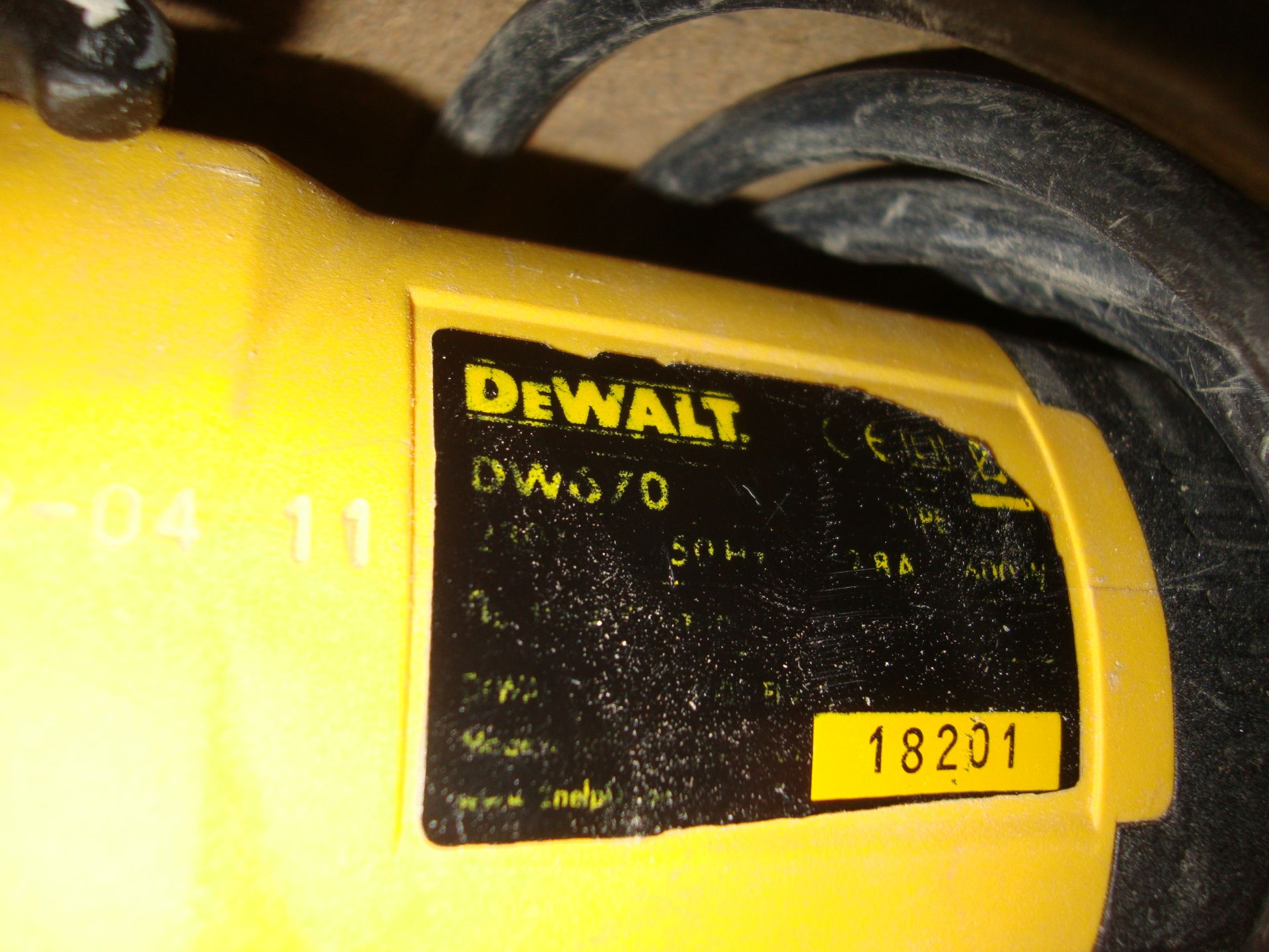 DeWalt electric trimmer IMPORTANT: Please remember goods successfully bid upon must be paid for - Image 3 of 3