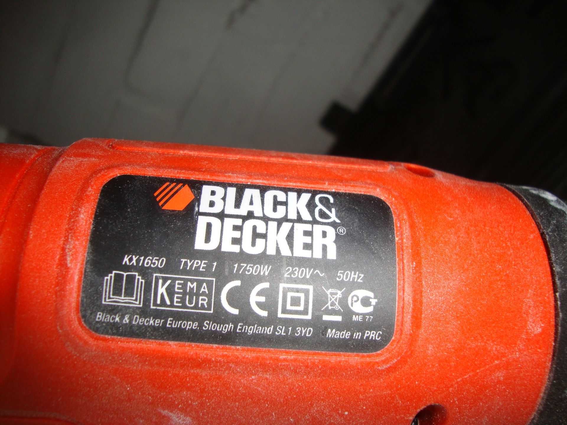 Black & Decker hot air gun including variety of ancillary items plus carry case IMPORTANT: Please - Image 3 of 4