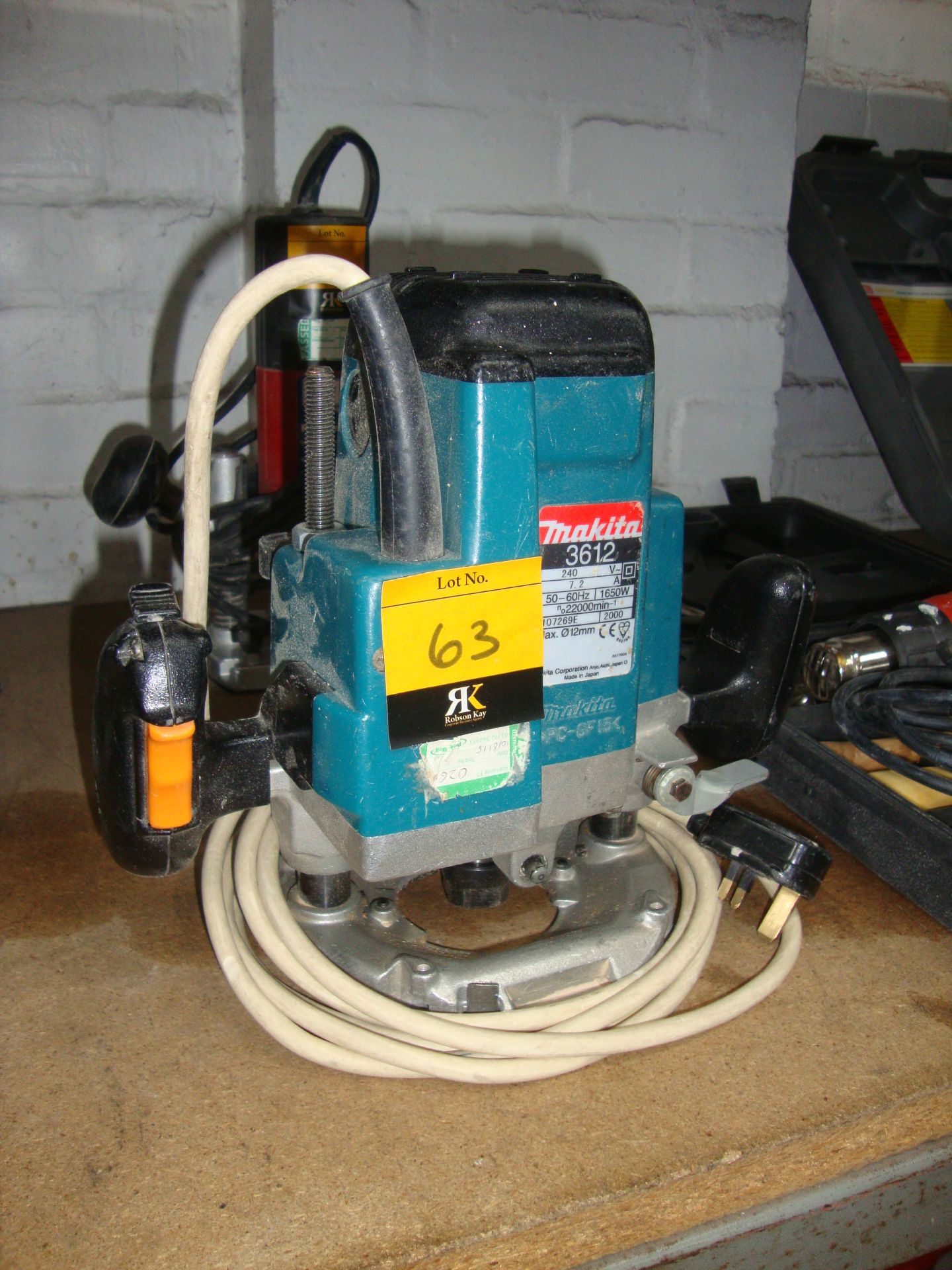 Makita model 3612 handheld electric plunge router IMPORTANT: Please remember goods successfully