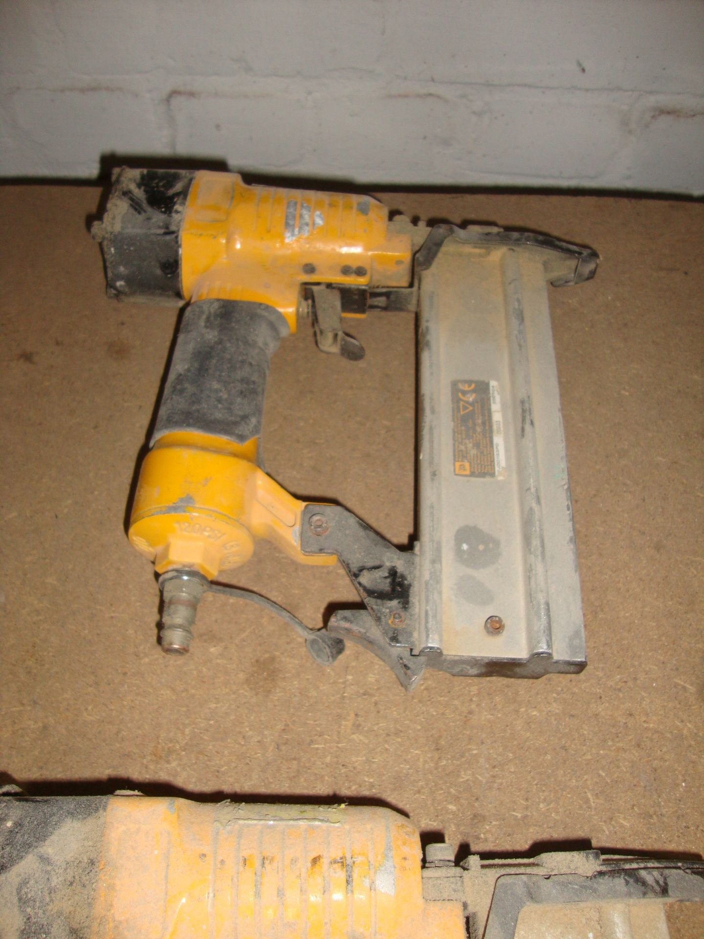 2 off JCB air nailers IMPORTANT: Please remember goods successfully bid upon must be paid for and - Image 2 of 2