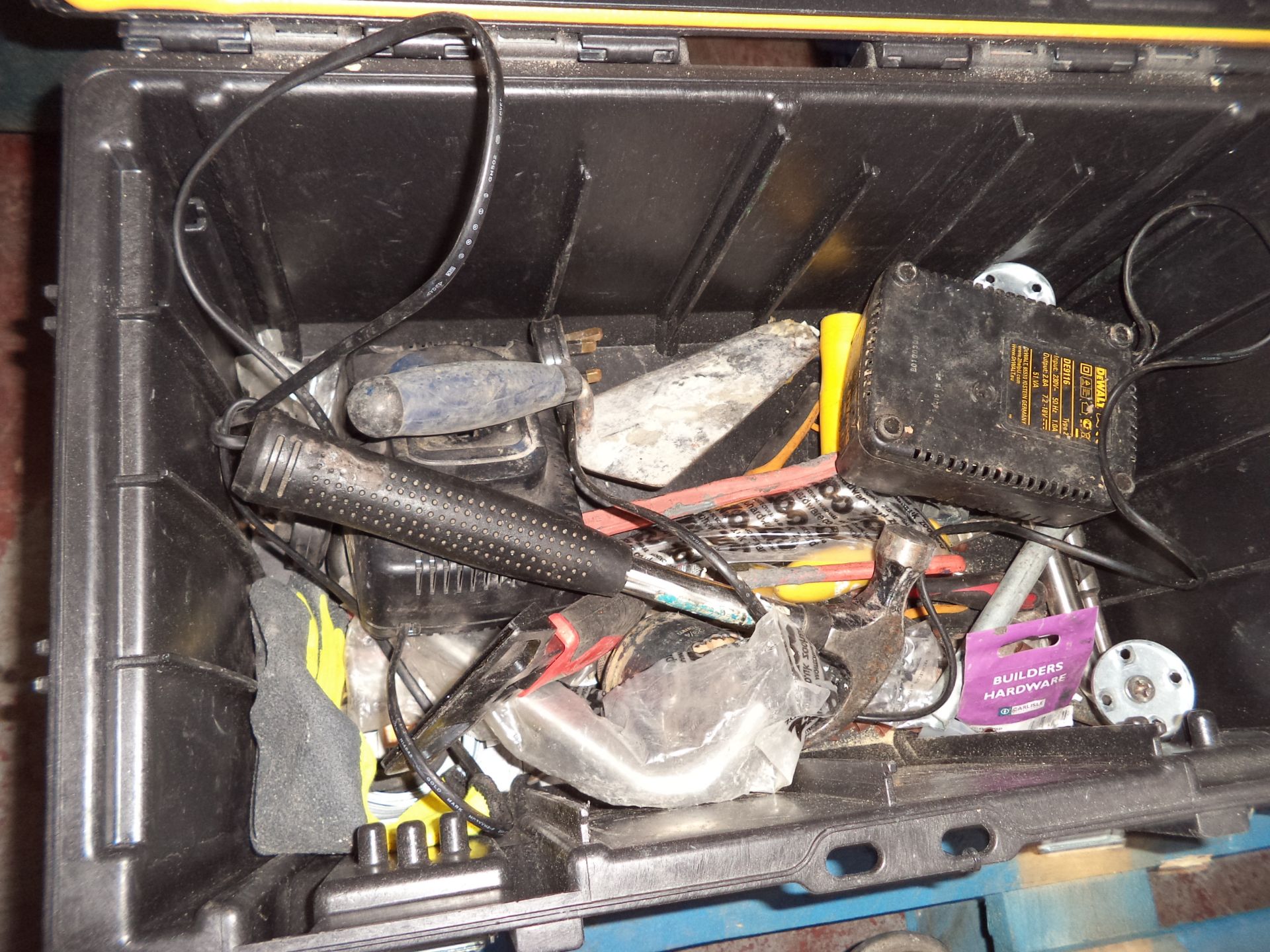 DeWalt tool chest & contents including 2 off battery chargers IMPORTANT: Please remember goods - Image 3 of 4