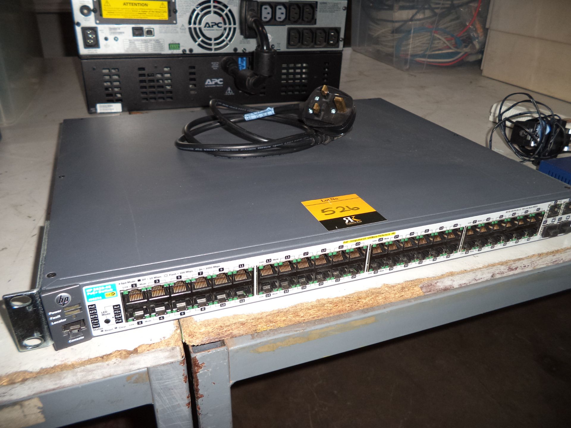 HP 2620-48 PoE+ switch, J9627A, 48 port, including rack mountable ears IMPORTANT: Please remember