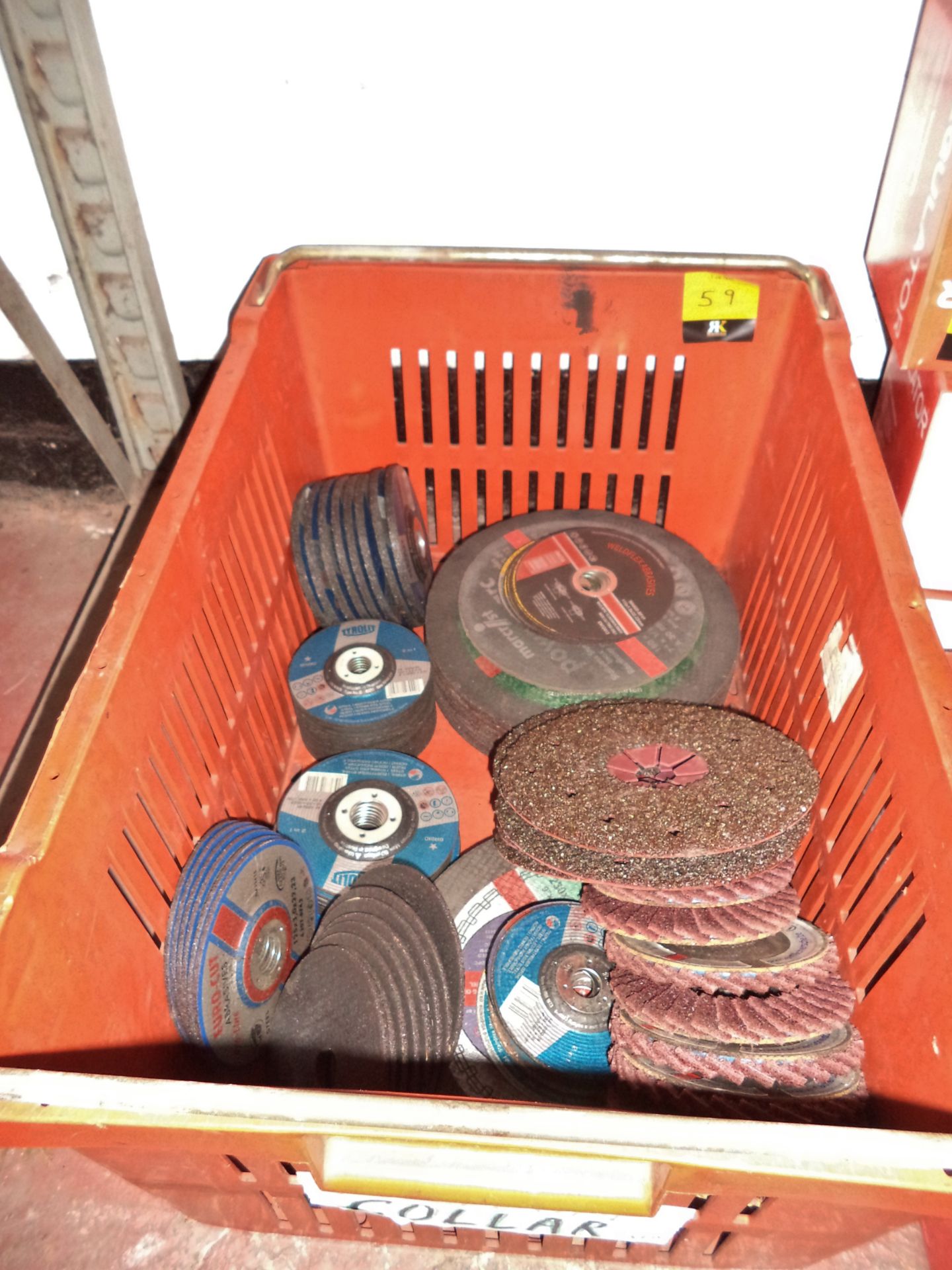 The contents of a crate of assorted cutting & abrasive discs IMPORTANT: Please remember goods