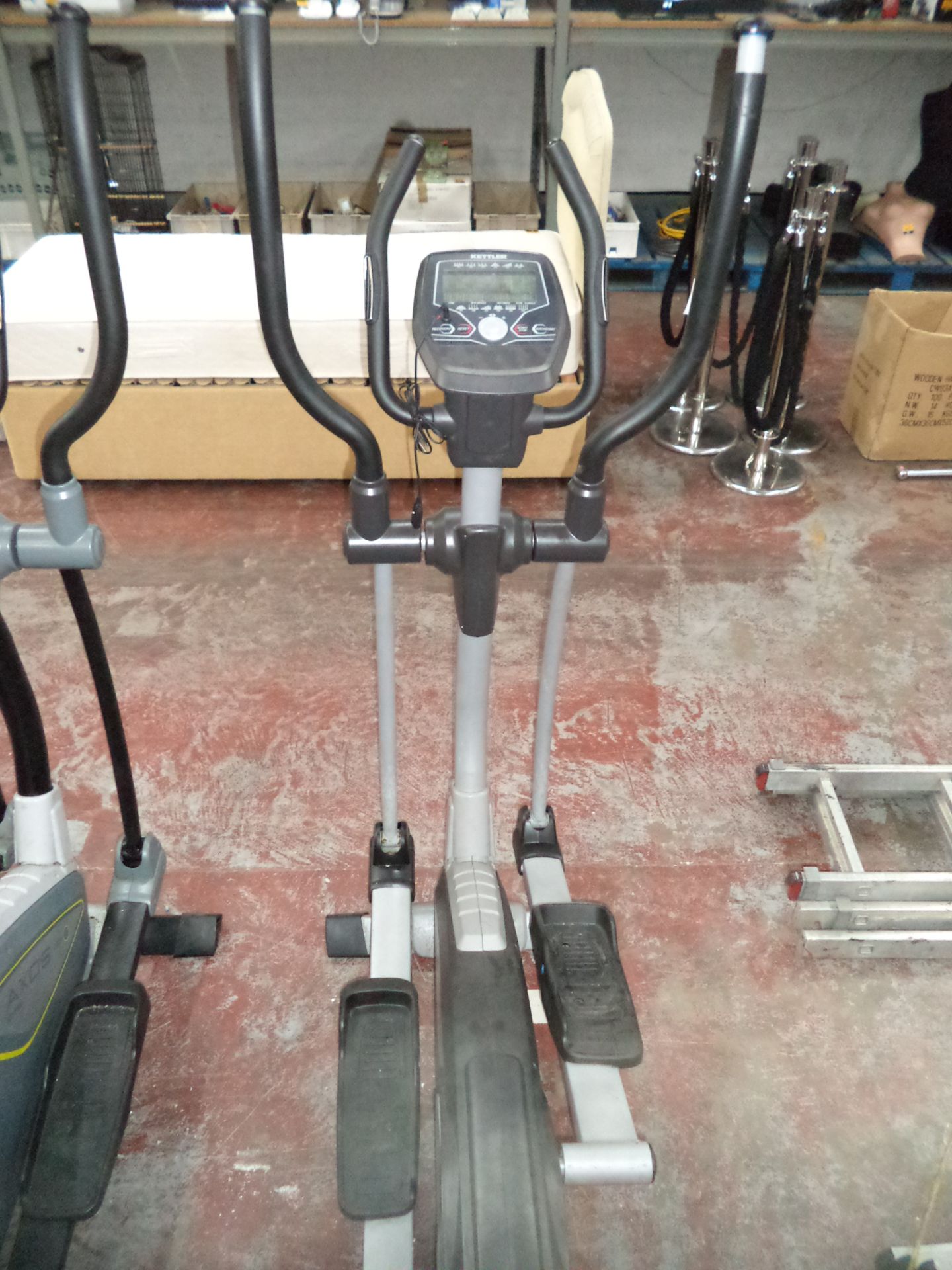 Kettler Axos cross fit trainer IMPORTANT: Please remember goods successfully bid upon must be paid - Image 4 of 6