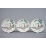 A set of three Chinese qianjiang cai plates, 19/20th C. Dia.: 24,5 cm Condition reports and high