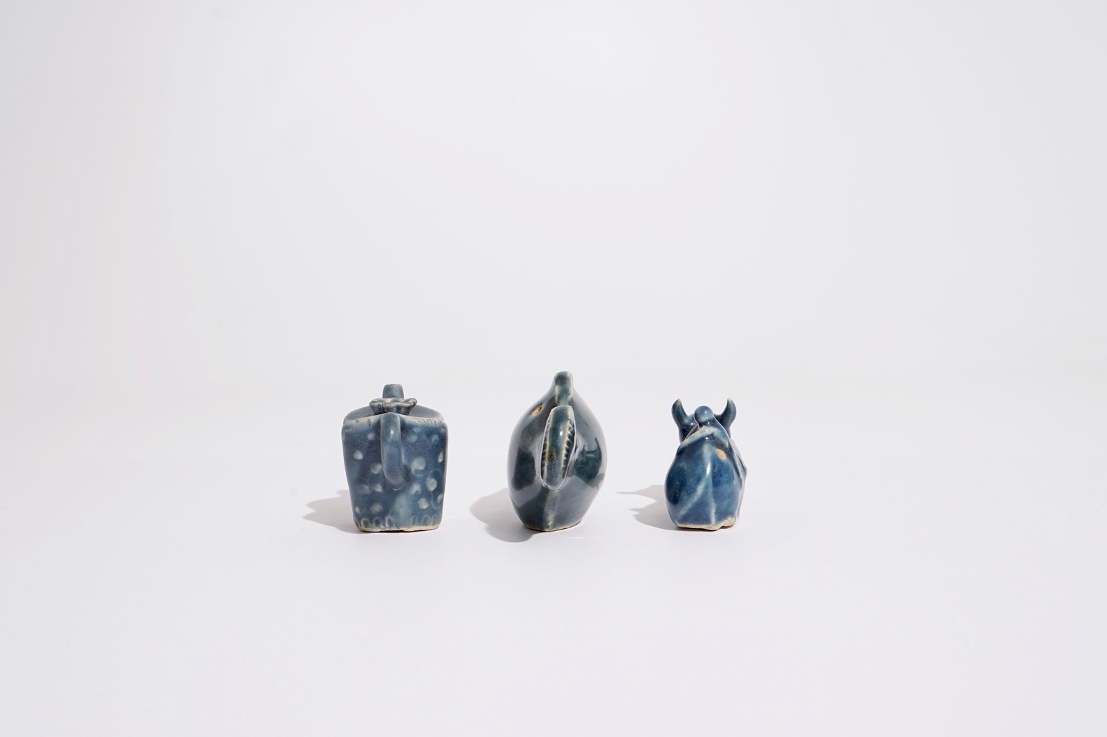 Three Chinese monochrome blue waterdroppers, 19/20th C. H.: 5 cm - L.: 10,5 cm - W.: 3,5 cm (the - Image 5 of 7
