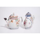 A Chinese famille verte teapot, Kangxi, and a famille rose milk jug, Qianlong L.: 17 cm - W.: 11