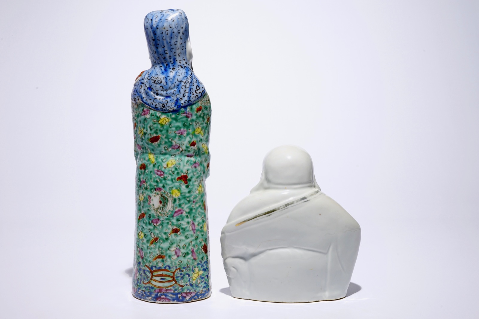 Two Chinese famille rose figures of immortals and a white-glazed model of Buddha, 19/20th C. H.: - Image 11 of 14