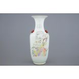 A Chinese mixed qianjiang cai and famille rose vase, 19/20th C. H.: 61 cm Condition reports and high