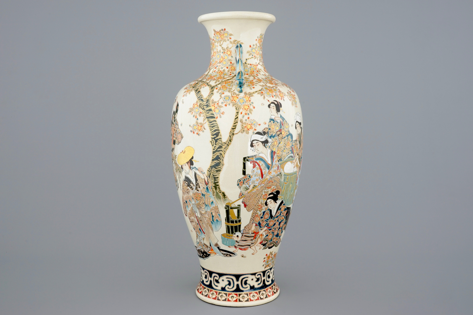 A tall figurative Japanese Satsuma vase, Meiji, 19th C. H.: 55 cm - Dia.: 26 cm Condition reports - Image 2 of 6