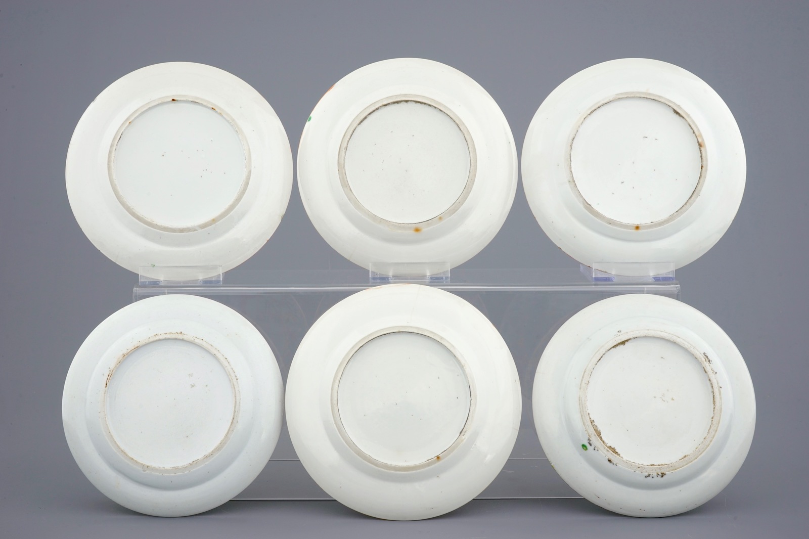 A set of six Chinese Canton famille rose medallion plates, 19th C. Dia.: 21,5 cm (the largest) - Image 2 of 3