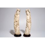 A pair of tall Chinese ivory figures of a fisherman and woman, 19/20th C. Dim.: 43 x 13 x 12,5 cm (