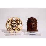 Two signed Japanese netsuke in ivory and wood, Meiji or Taisho, 19/20th C. L.: 3,5 cm - W.: 2,5 cm -