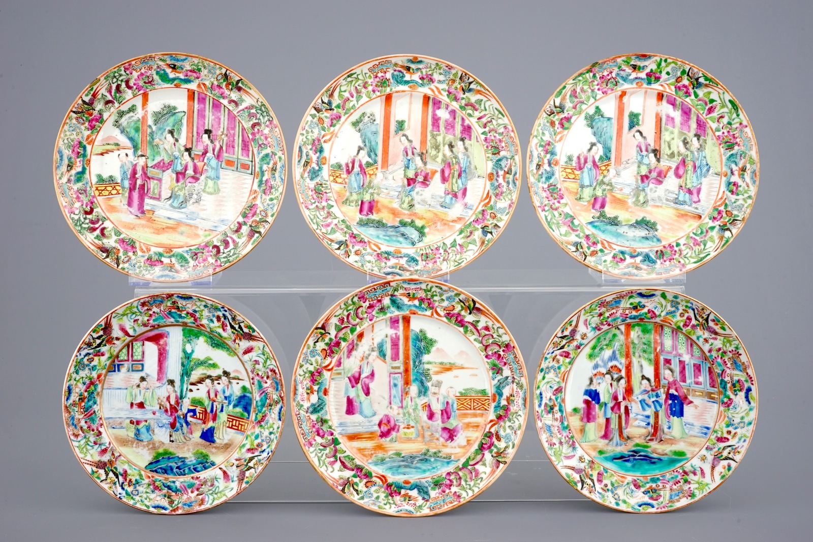 A set of six Chinese Canton famille rose medallion plates, 19th C. Dia.: 21,5 cm (the largest)