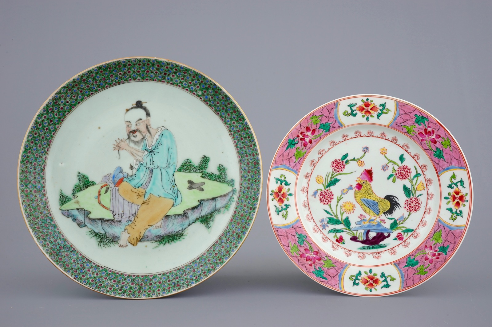 A varied lot of Chinese porcelain, 18/19th C. Dia.: 29 cm (the dish) Dim.: 18,5 x 14,5 x 6 cm (the - Bild 7 aus 19