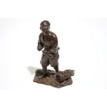 A Japanse bronze figure of a man with a double gourd, Meiji Dim.: 32 x 23 x 14,5 cm Condition