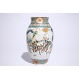 A Chinese famille verte ovoid jar with warriors, 19th C. H.: 26 cm Condition reports and high