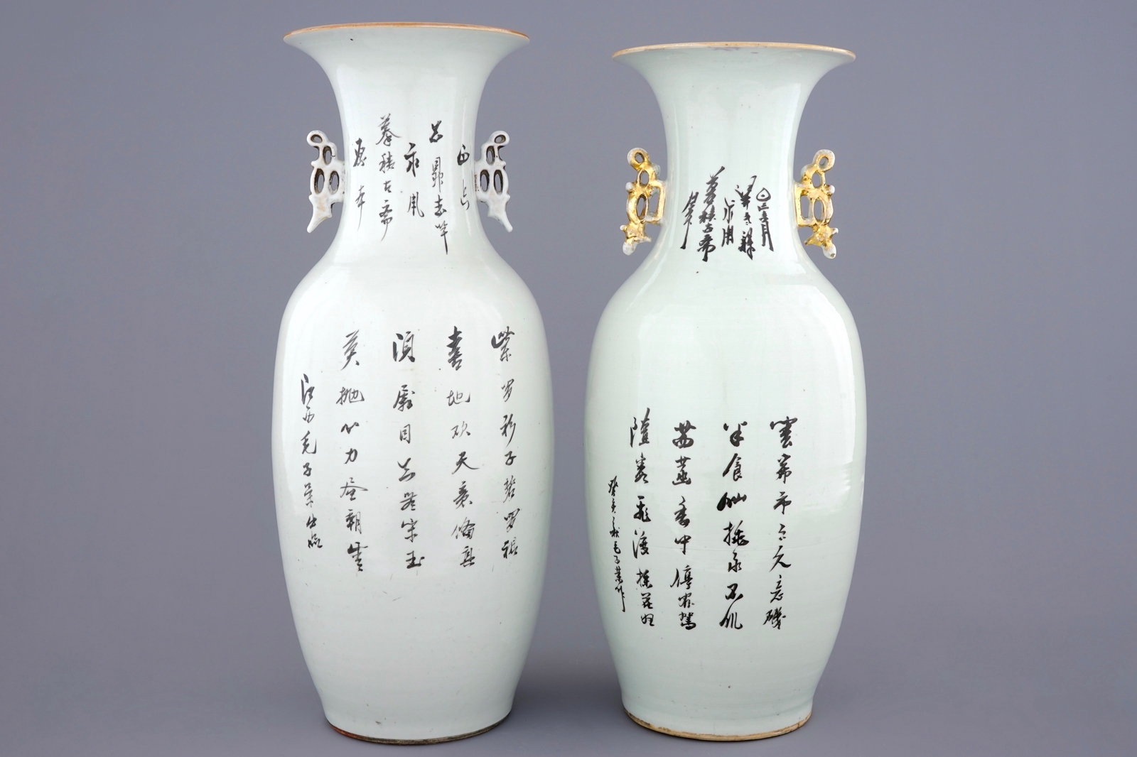 Two Chinese famille rose vases with ladies and children in a garden, 19/20th C. H.: 59 cm - Bild 3 aus 6