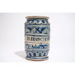 A blue and white Antwerp maiolica albarello drug jar, ca. 1580 H.: 17,5 cm - Dia.: 11 cm Condition