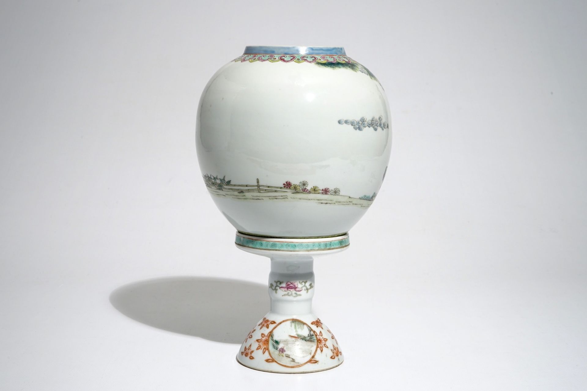 A Chinese famille rose eggshell porcelain lantern on stand, Republic, 20th C. - Image 3 of 6