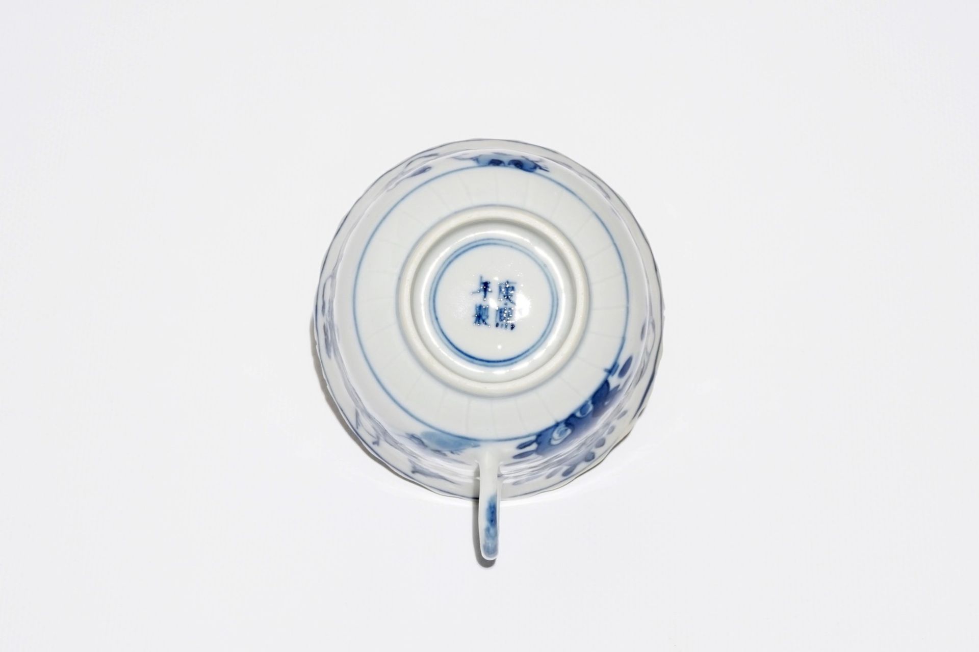 Six Chinese blue and white cups and saucers, Kangxi mark, 19th C. - Image 10 of 10