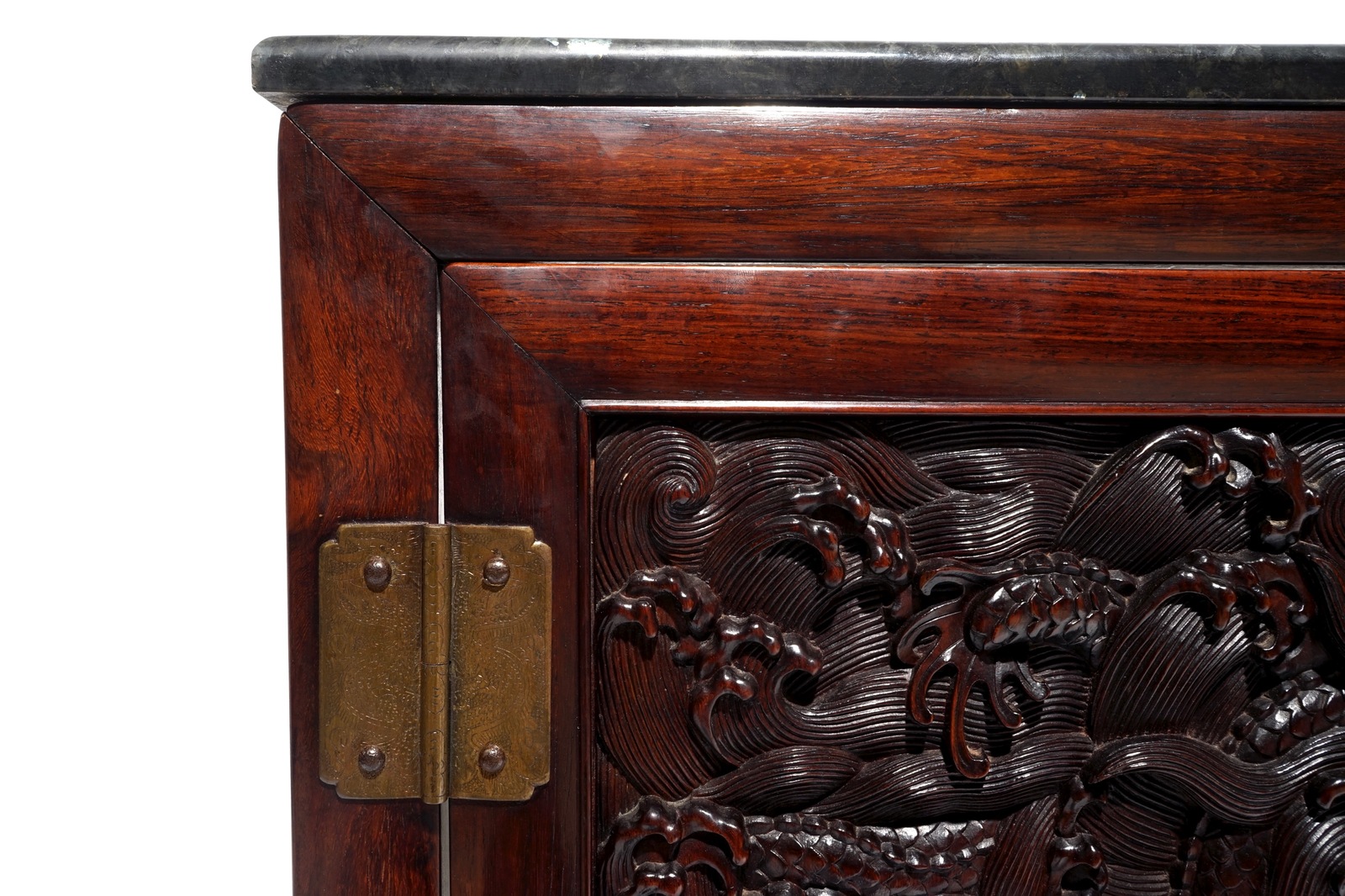 A Chinese two doors cabinet in hongmu and huanghuali with zitan dragon panels, 18/19th C. - Image 8 of 10