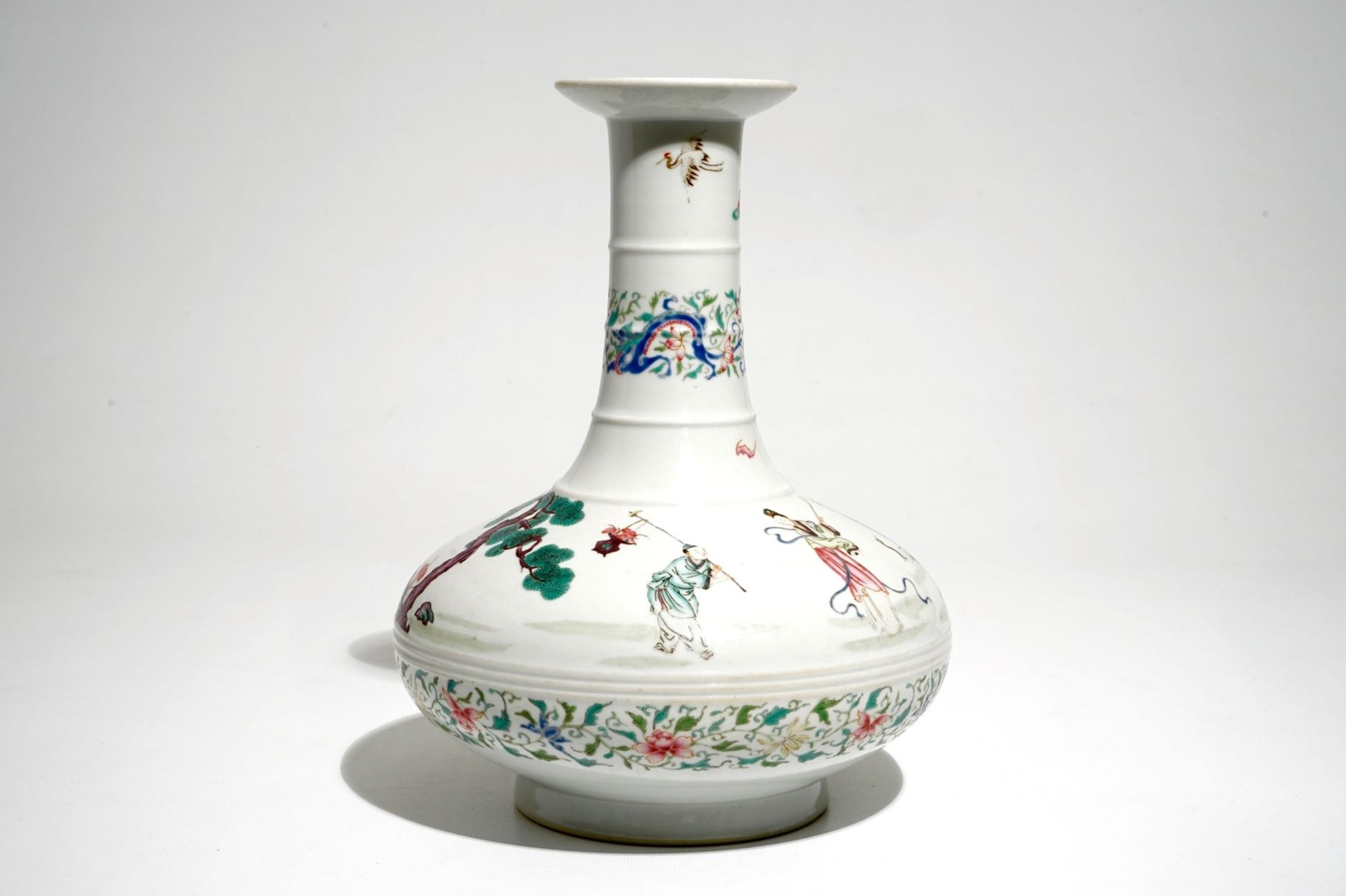 A Chinese famille rose vase with the eight immortals, 20th C. - Image 2 of 10