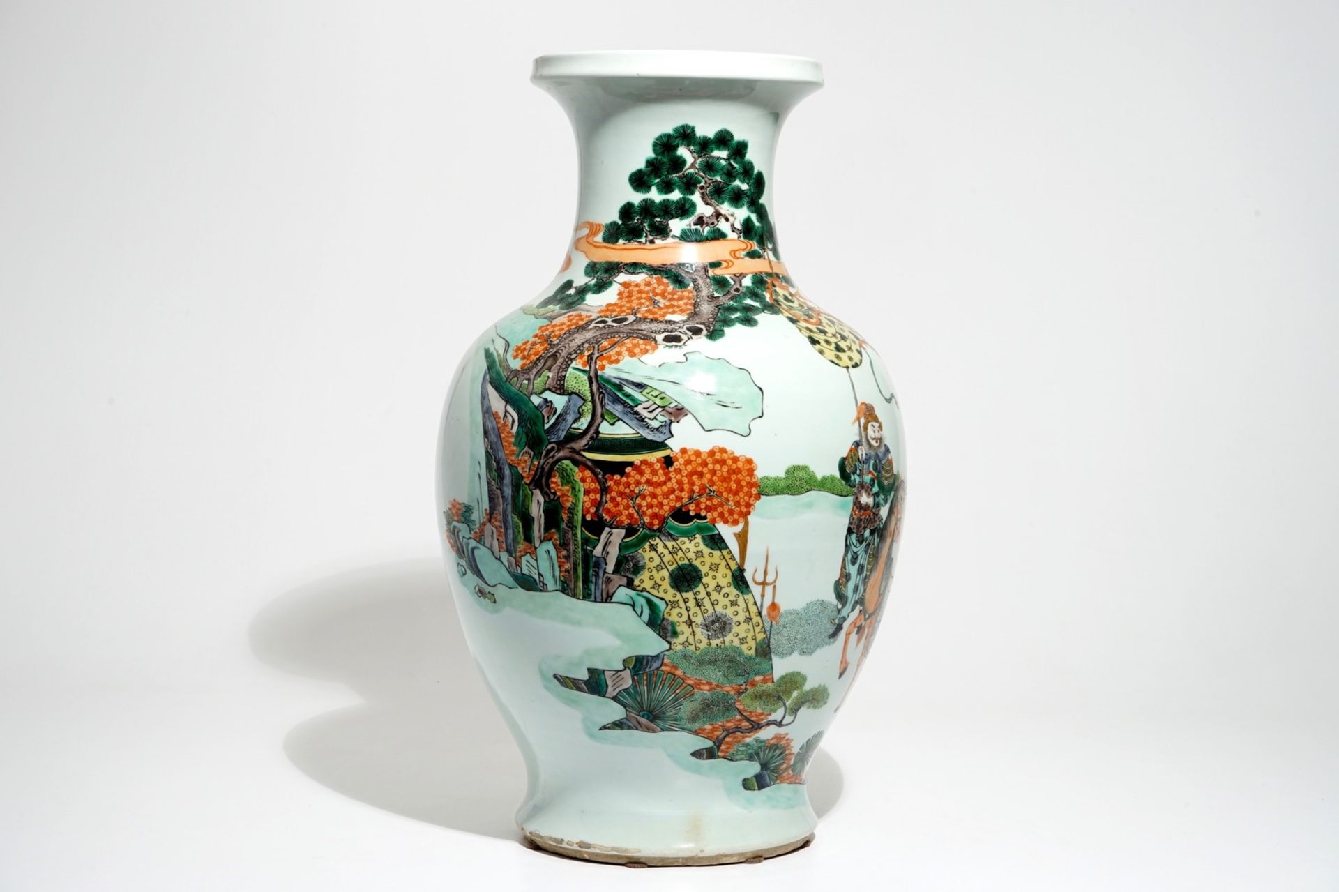 A large Chinese famille verte "Immortals" vase, 19th C. - Image 4 of 6