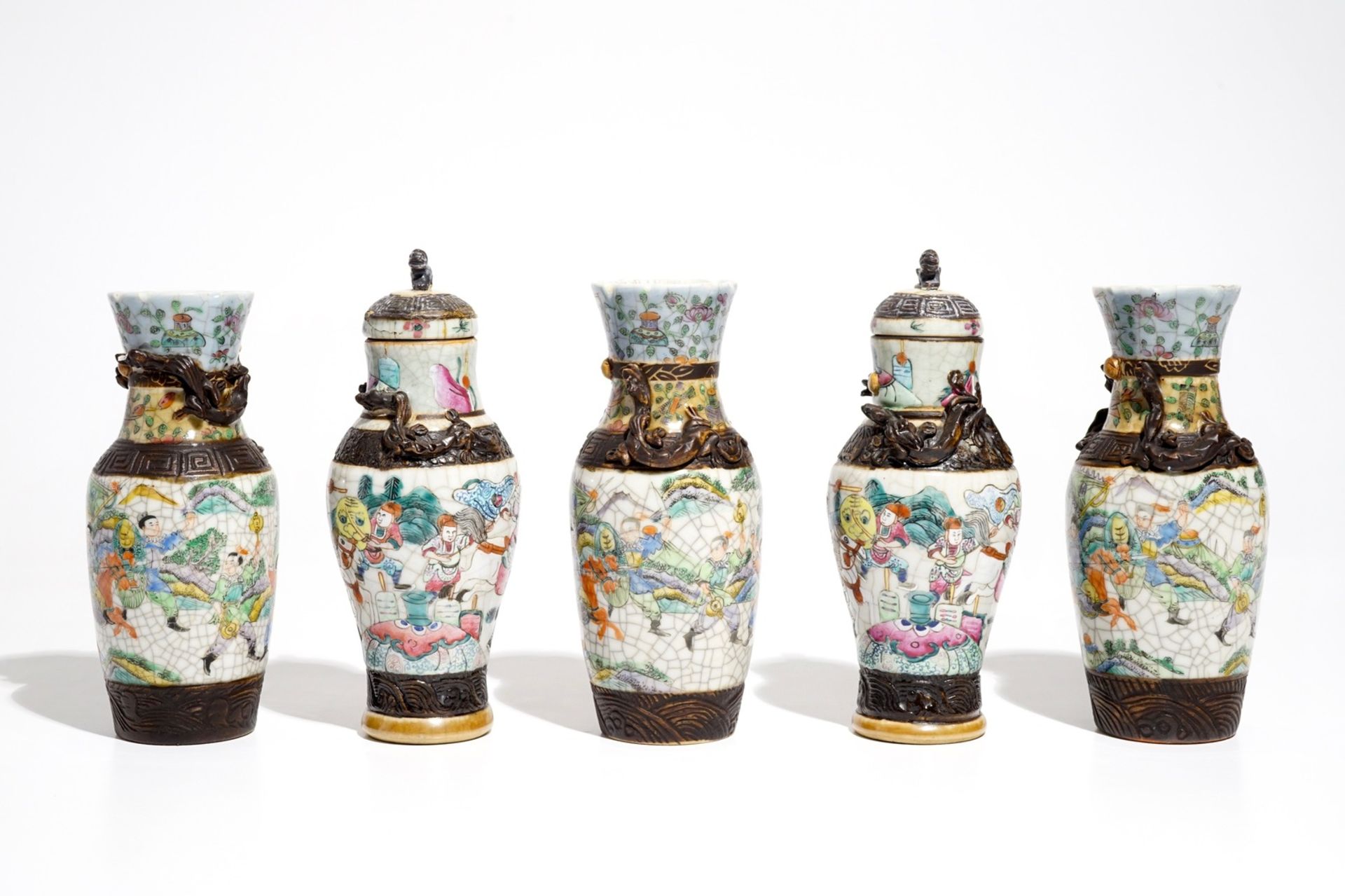 Two Chinese Nanking famille rose covered vases and three Nanking famille verte vases, 19th C. - Image 4 of 6