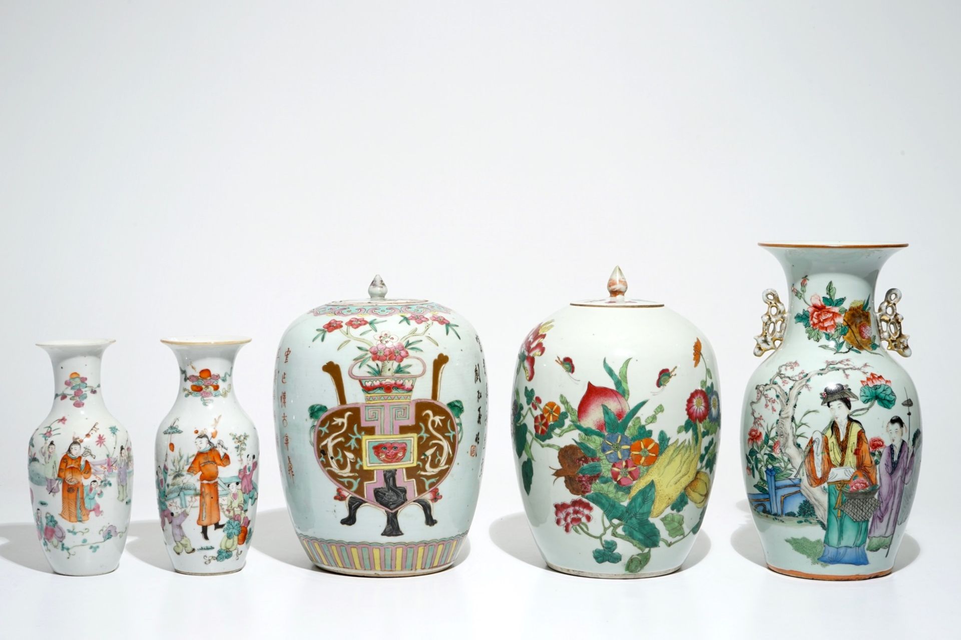 Five various Chinese famille rose vases, 19/20th C.