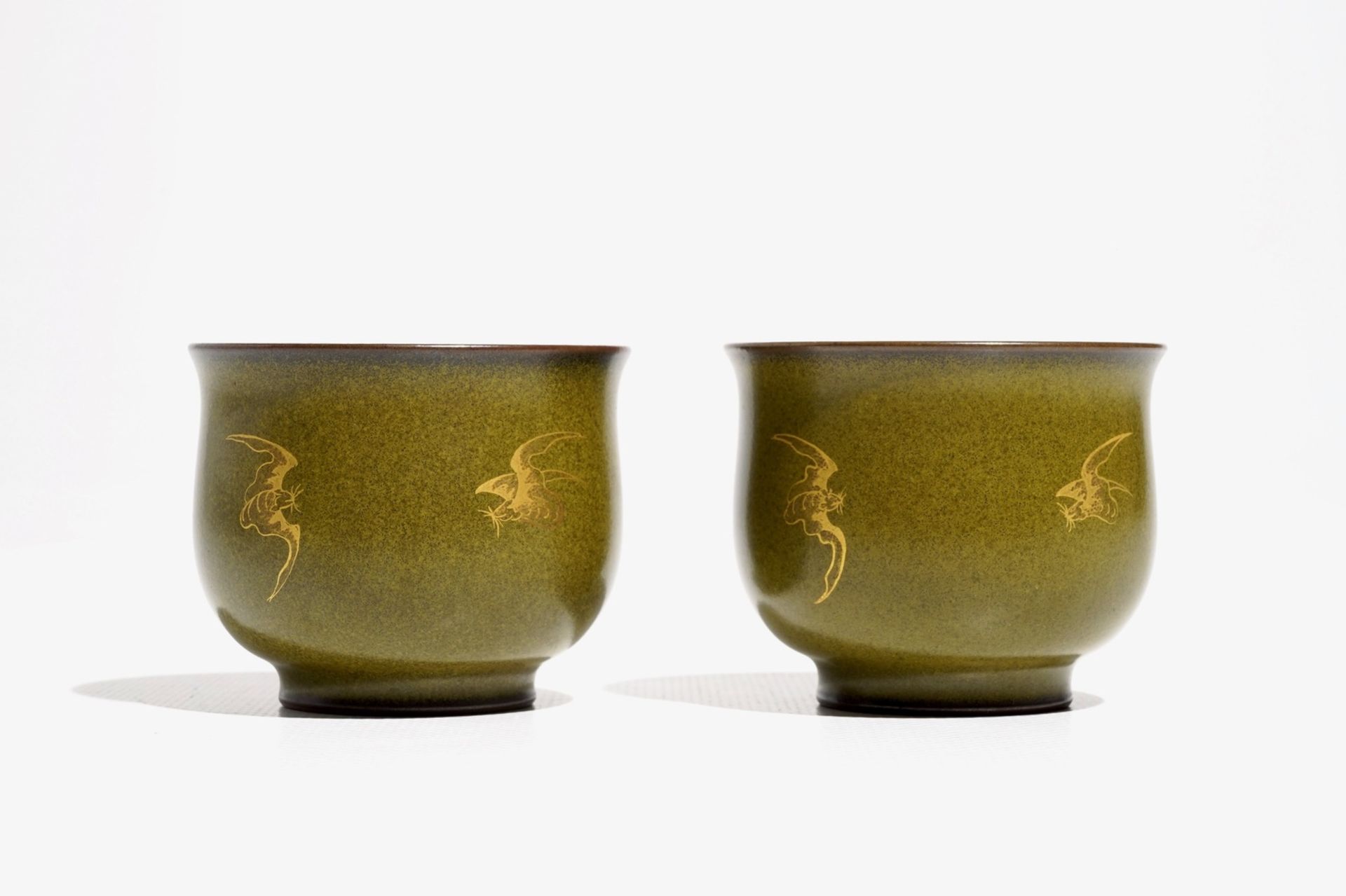 A pair of Chinese teadust-glazed and gilt wine cups with bats, Qianlong mark, 20th C. - Image 5 of 7